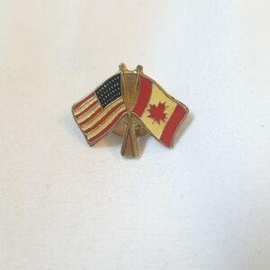 Vintage America Canada Flag Lapel Pin